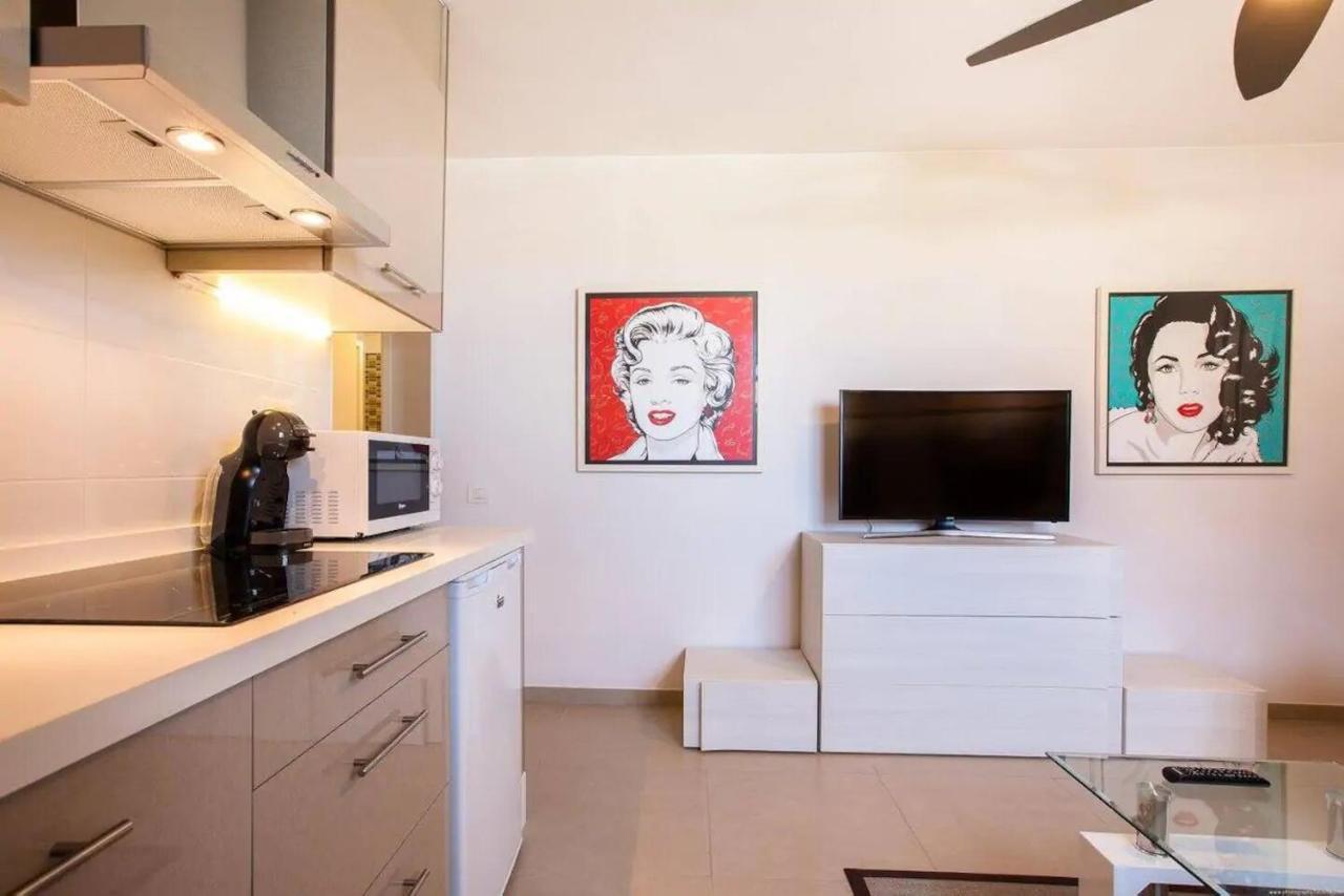 1 Bedroom Apartment For 4 People In Tenerife Costa Adeje Dış mekan fotoğraf