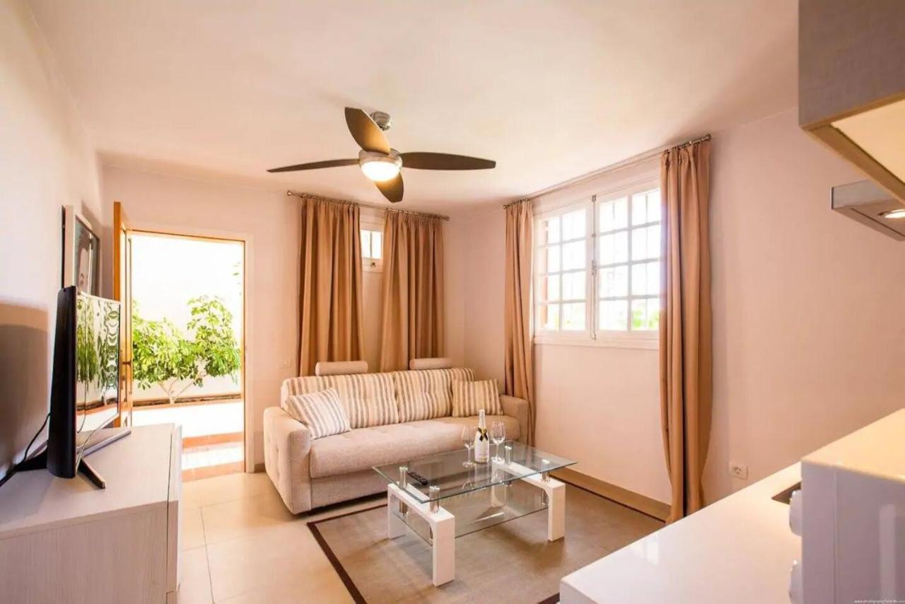 1 Bedroom Apartment For 4 People In Tenerife Costa Adeje Dış mekan fotoğraf